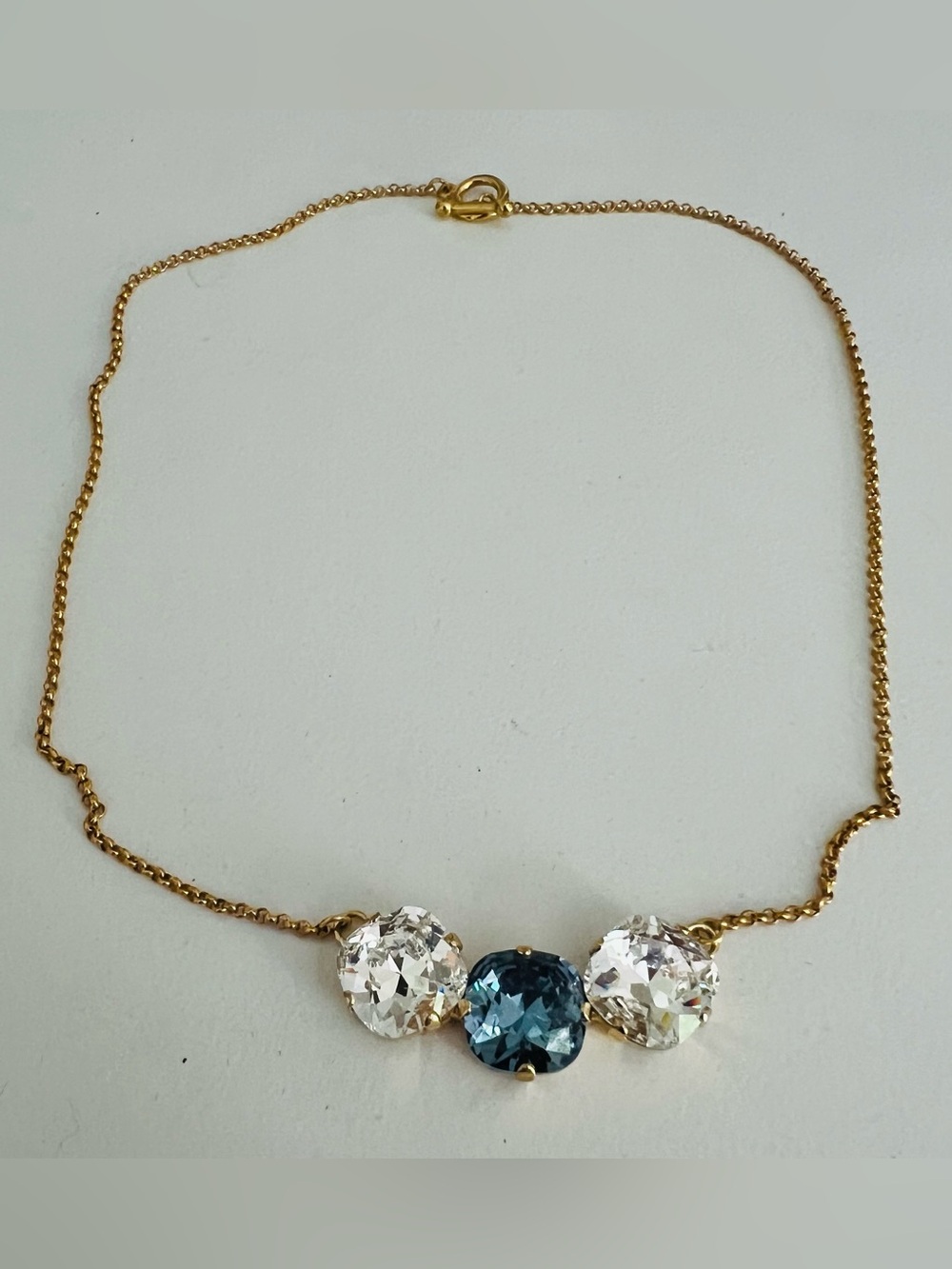 JOJO Loves You❤️ Crystal Trio Necklace - Picture 2 of 3